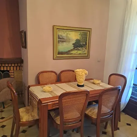 Theanthi Kefalari Apartman *