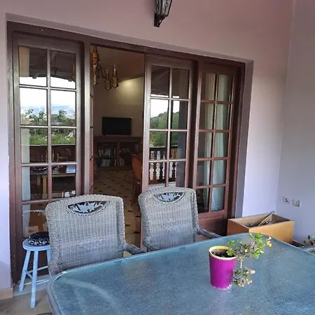 Apartment Theanthi Kefalari *